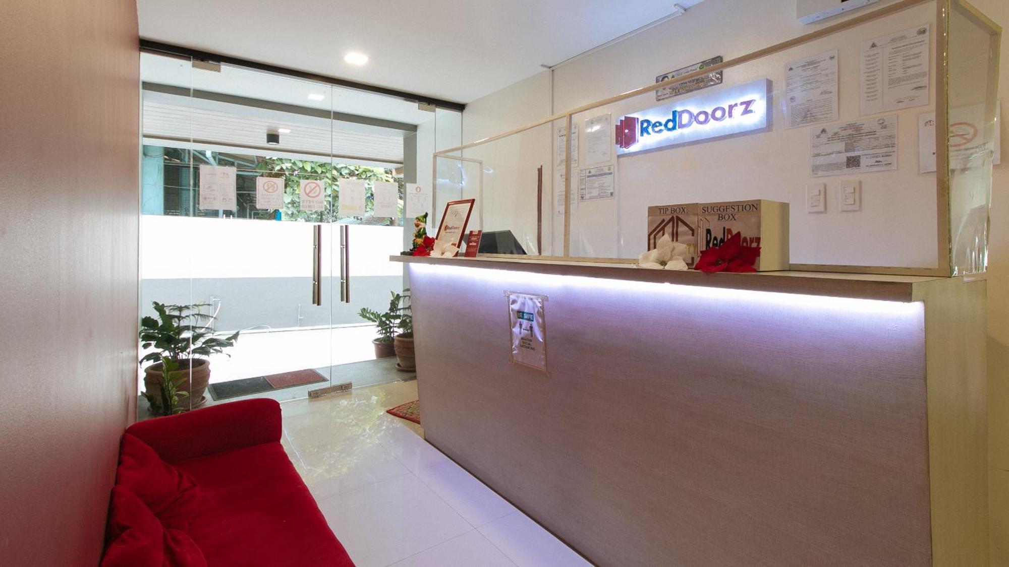 Reddoorz Near Fernwoods Garden Quezón by Eksteriør bilde